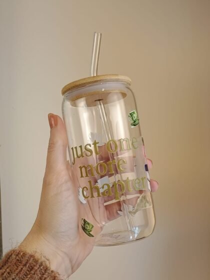 Just One More Chapter glass can tumbler by misty lea